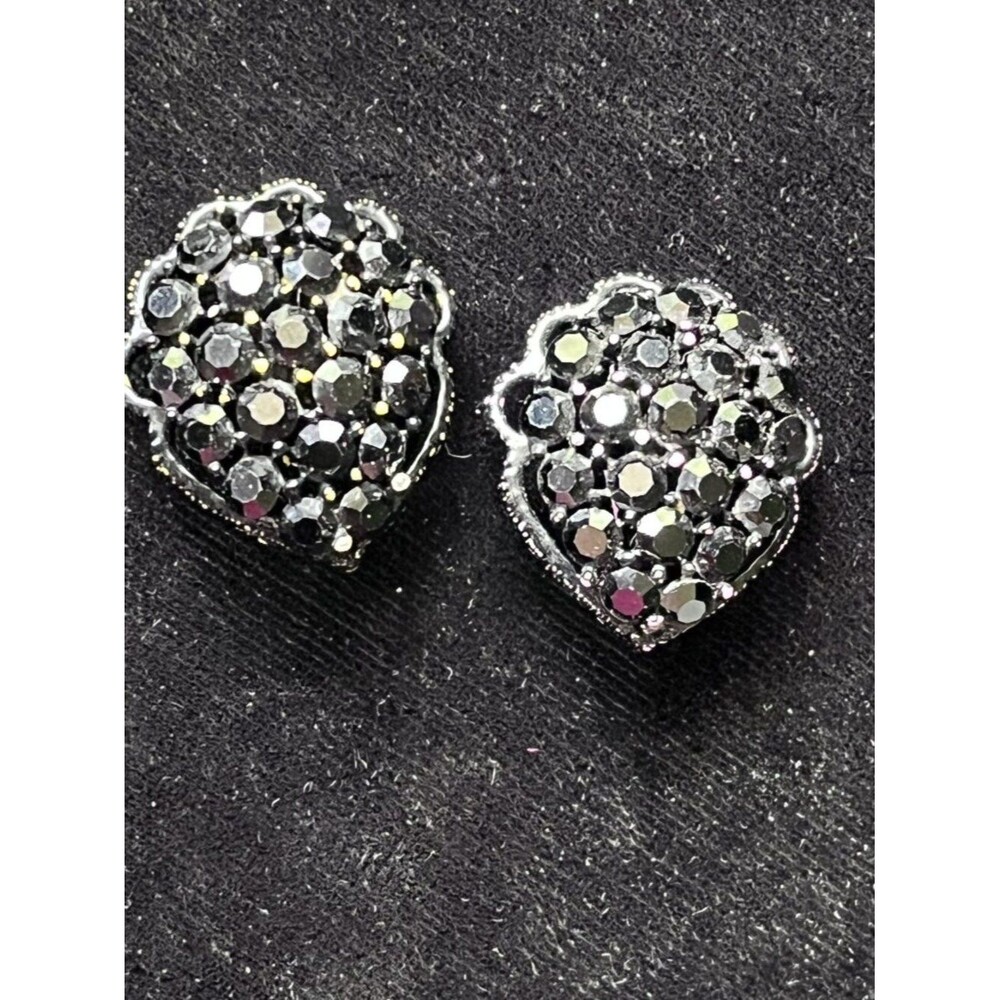 Weiss Size ONE SIZE Heart Shaped Crystal Embellished Earrings